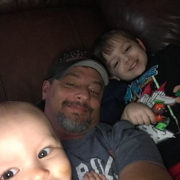 Meet your Posher, Chris - Picture 1 of 1